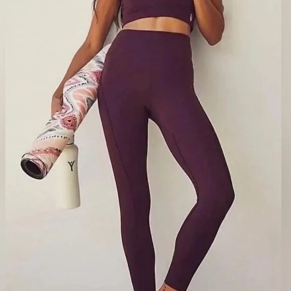 NWT FP Movement by Free People Heart
Aflutter Leggings | Women's Workout Pants